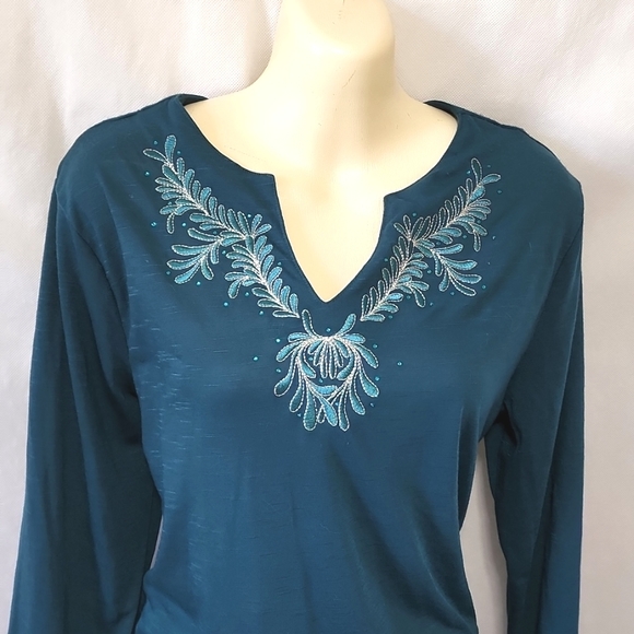 New Dark Teal Embroidered Shirt - Medium - Picture 2 of 8